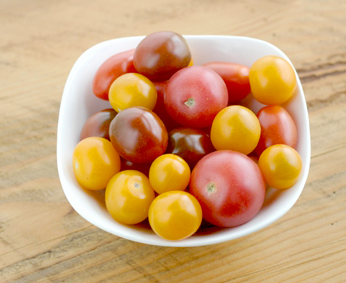 Organic cherry tomatoes
