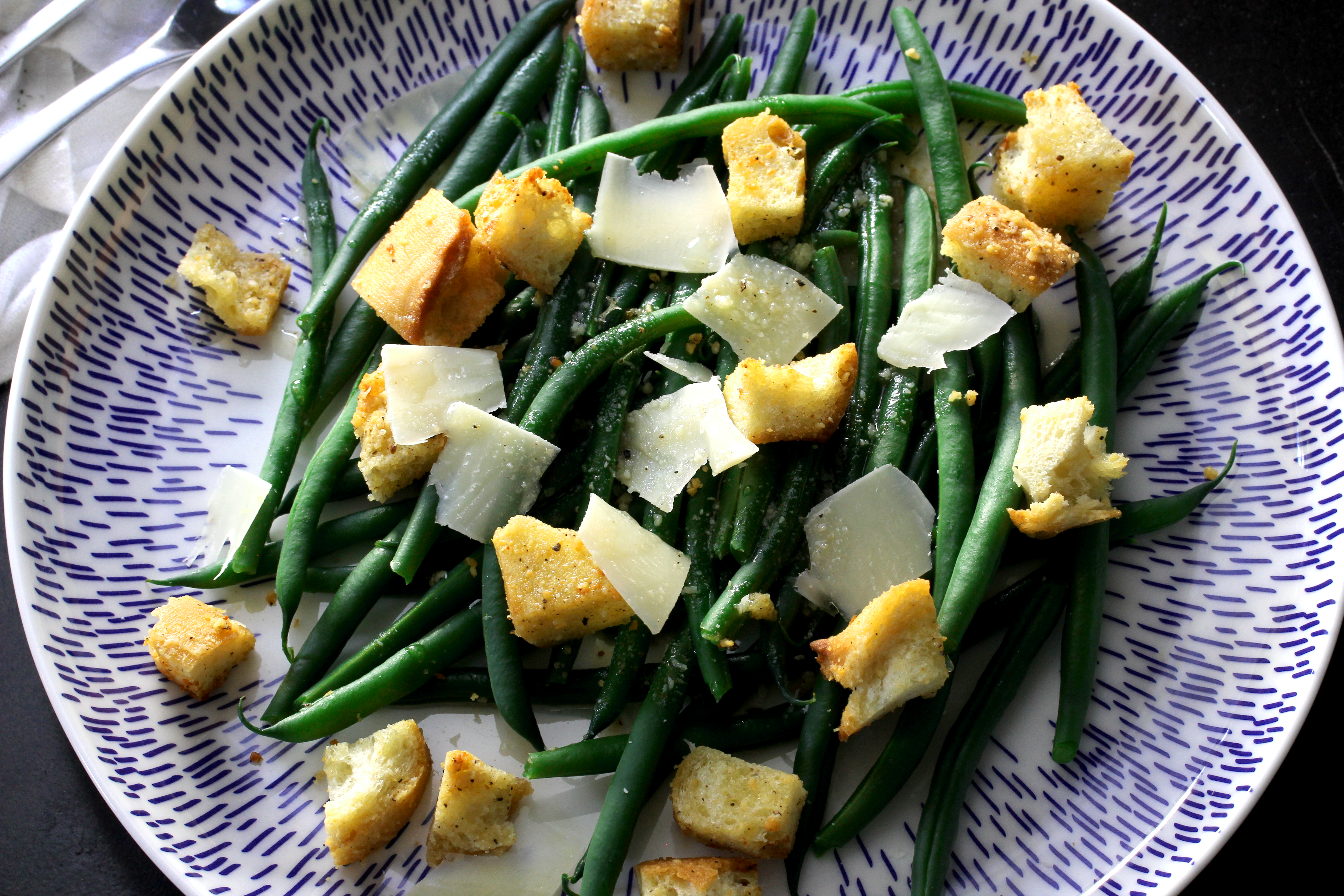 green beans with caesar dressing Bean Salad Black Pepper Parmesan Croutons green leaf lettuce